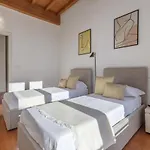 Guesthost Apartamento *