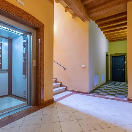 Palazzo Manfredini Exclusive & Deluxe * Ferrara