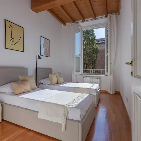 Palazzo Manfredini Exclusive & Deluxe Апартаменты